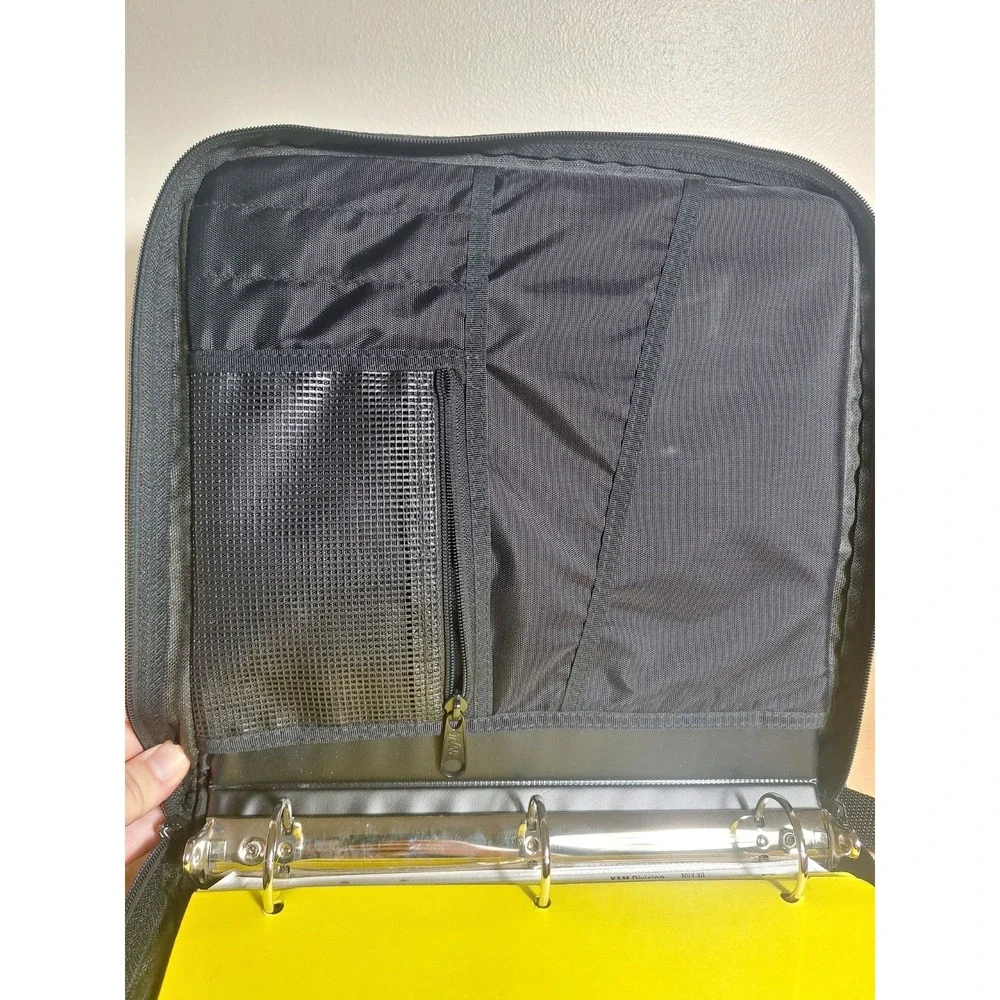 Trager Seattle Universal Studios Film CrewBag USA Travel Binder Work Black Pack